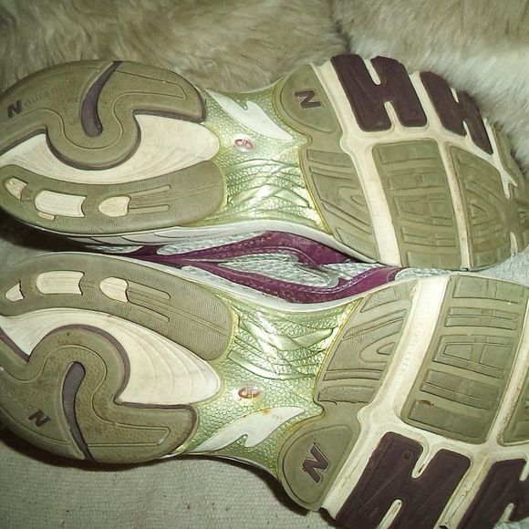 NEW BALANCE 738 V1 RUNNING SHOES WR738GP PURPLE/GRAY SNEAKERS~WOMENS SIZE 9 - Picture 7 of 7